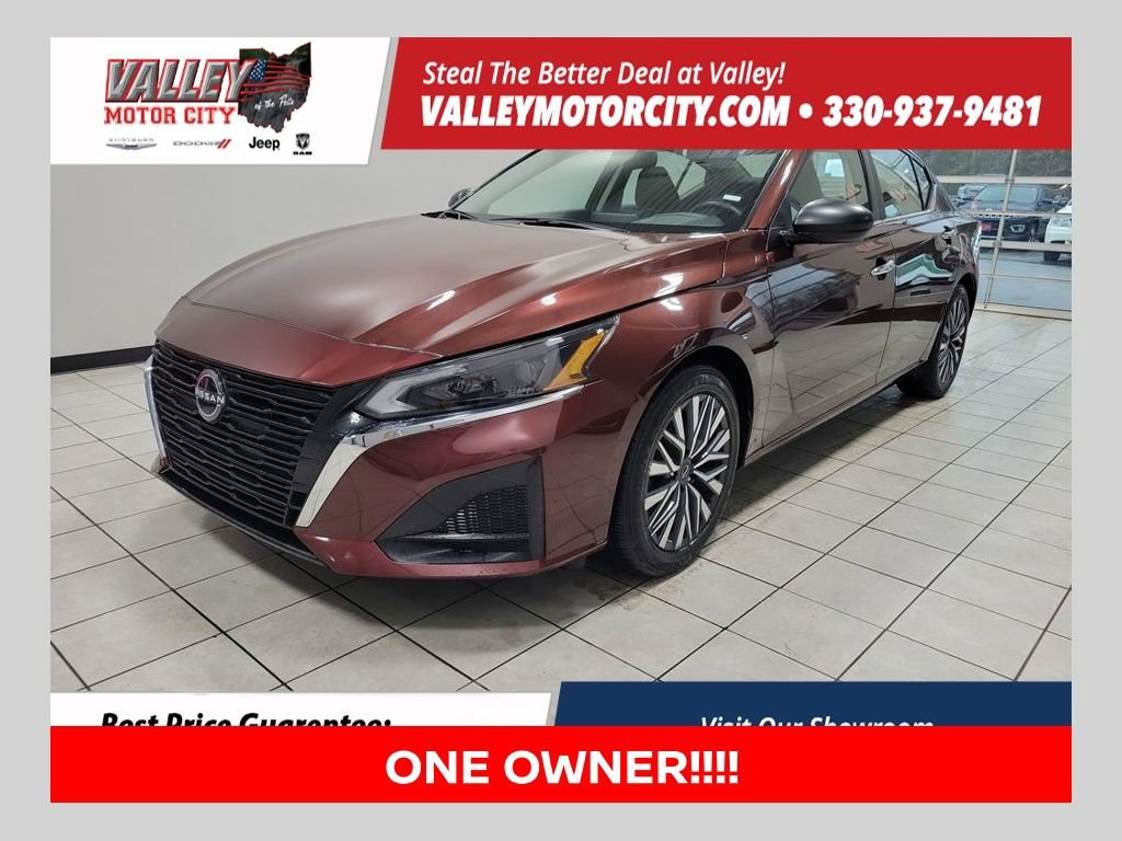Used 2024 Nissan Altima 2.5 SV