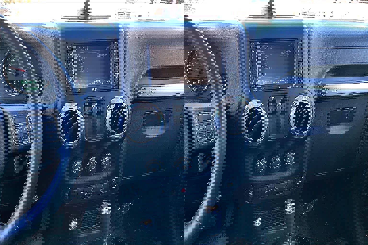 Used 2014 Jeep Wrangler Sahara w/ Dual Top Group image 7