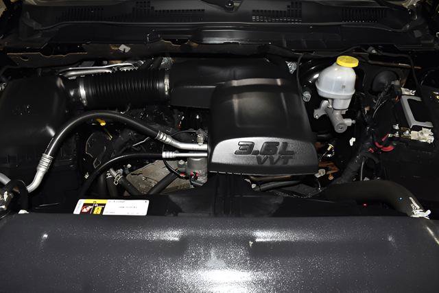 Used 2022 RAM 1500 Express w/ Wheel & Sound Group AWD/4WD image 22