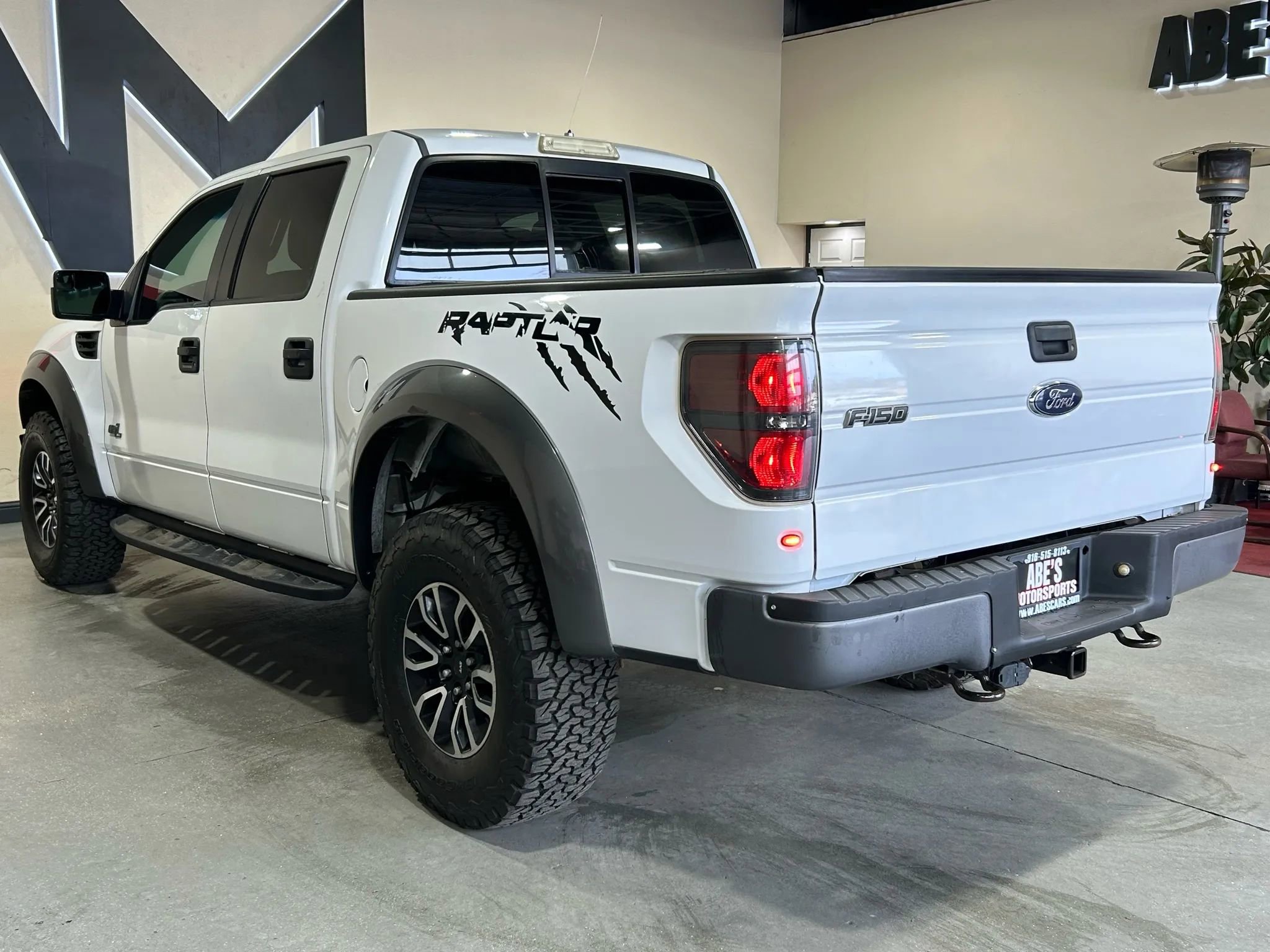 Used 2012 Ford F150 Raptor image 8