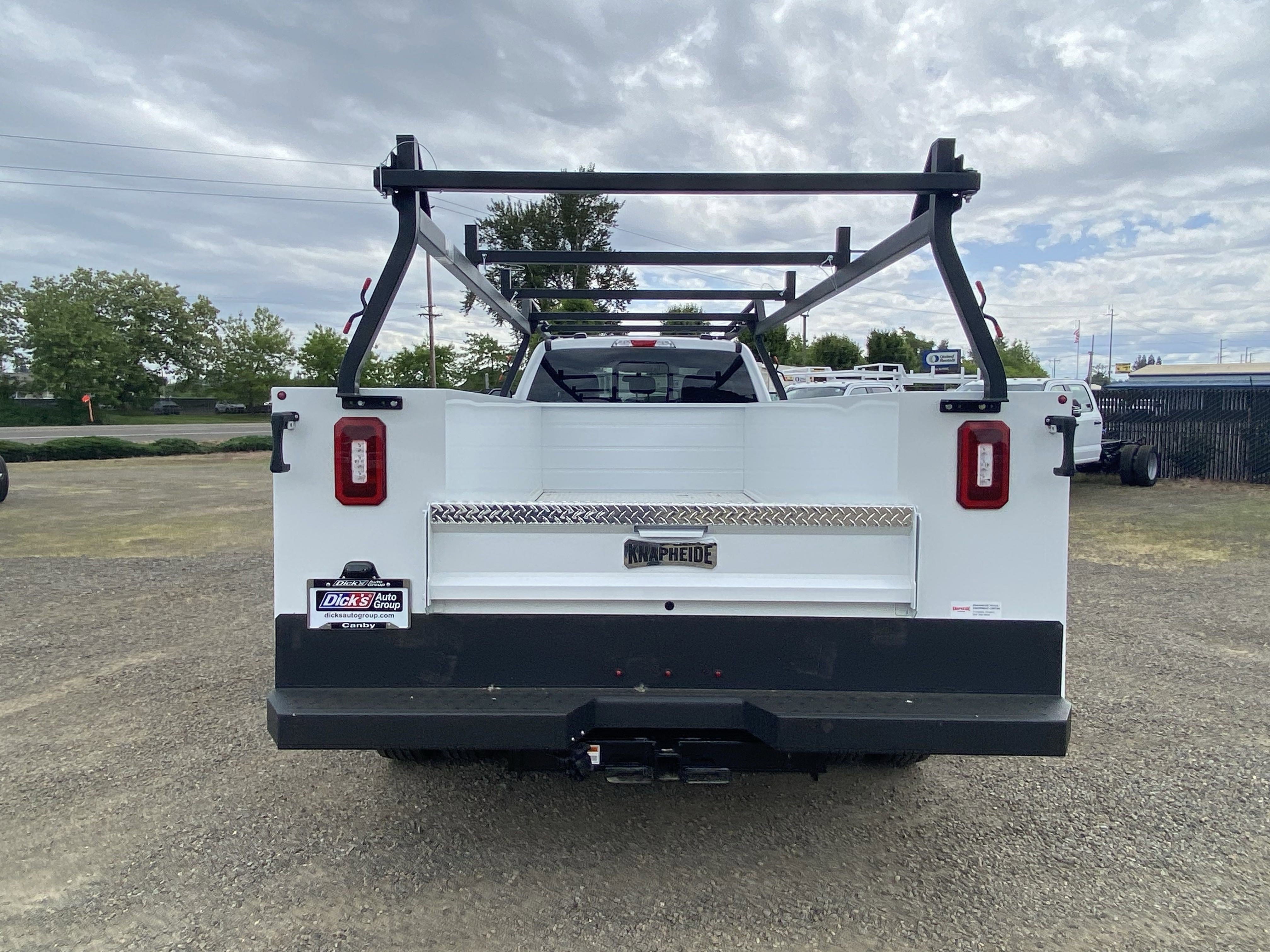 New 2025 Ford F450 XL image 4