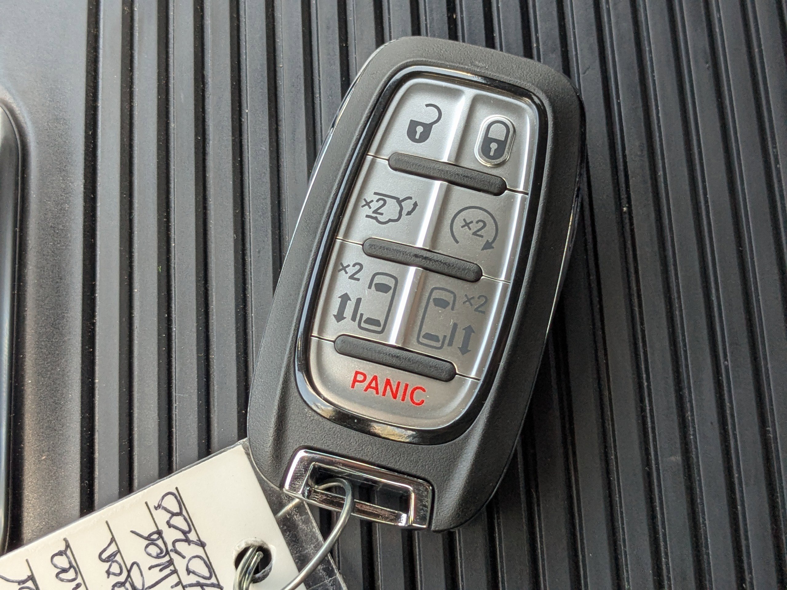 New 2026 Chrysler Pacifica Limited image 29