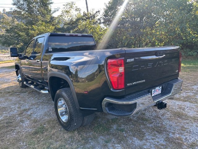 Used 2023 Chevrolet Silverado 3500 LTZ w/ Gooseneck/5TH Wheel Package image 5