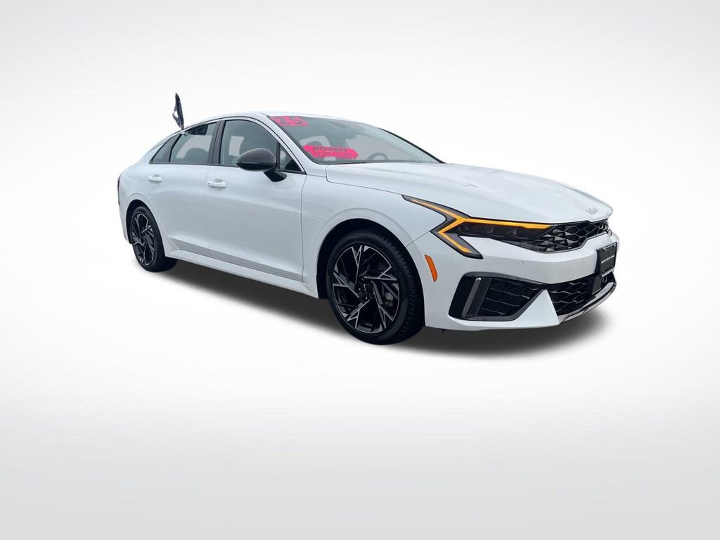 Certified 2025 Kia K5 GT-Line image 3