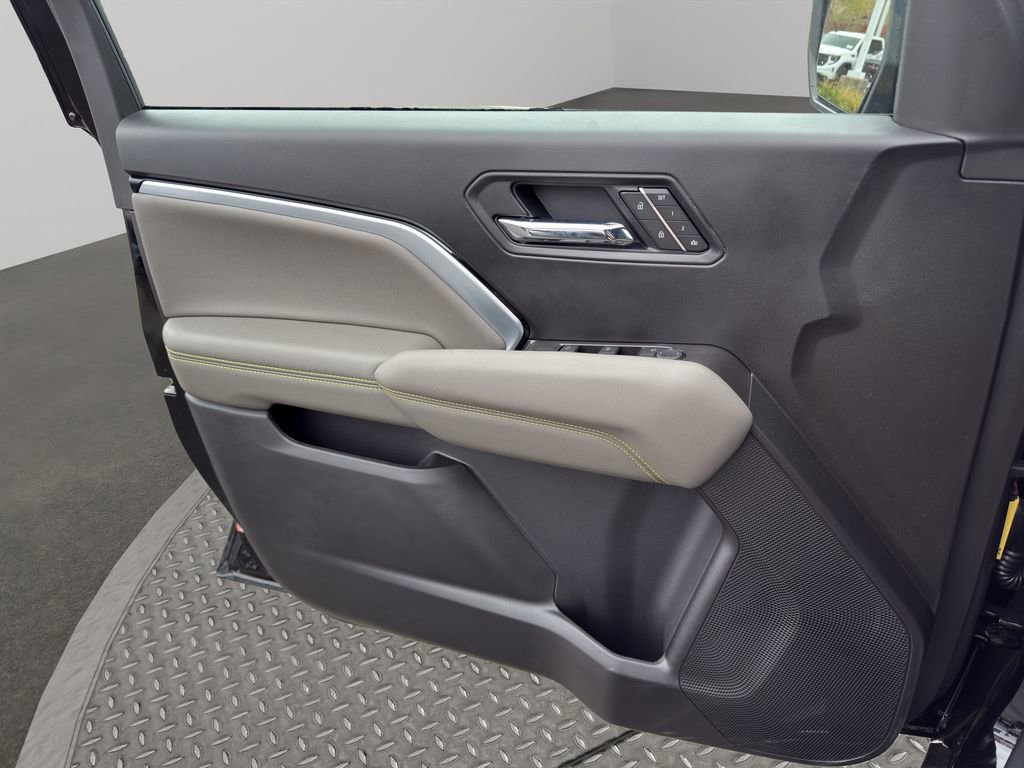 New 2026 Chevrolet Colorado ZR2 w/ Technology Package image 26