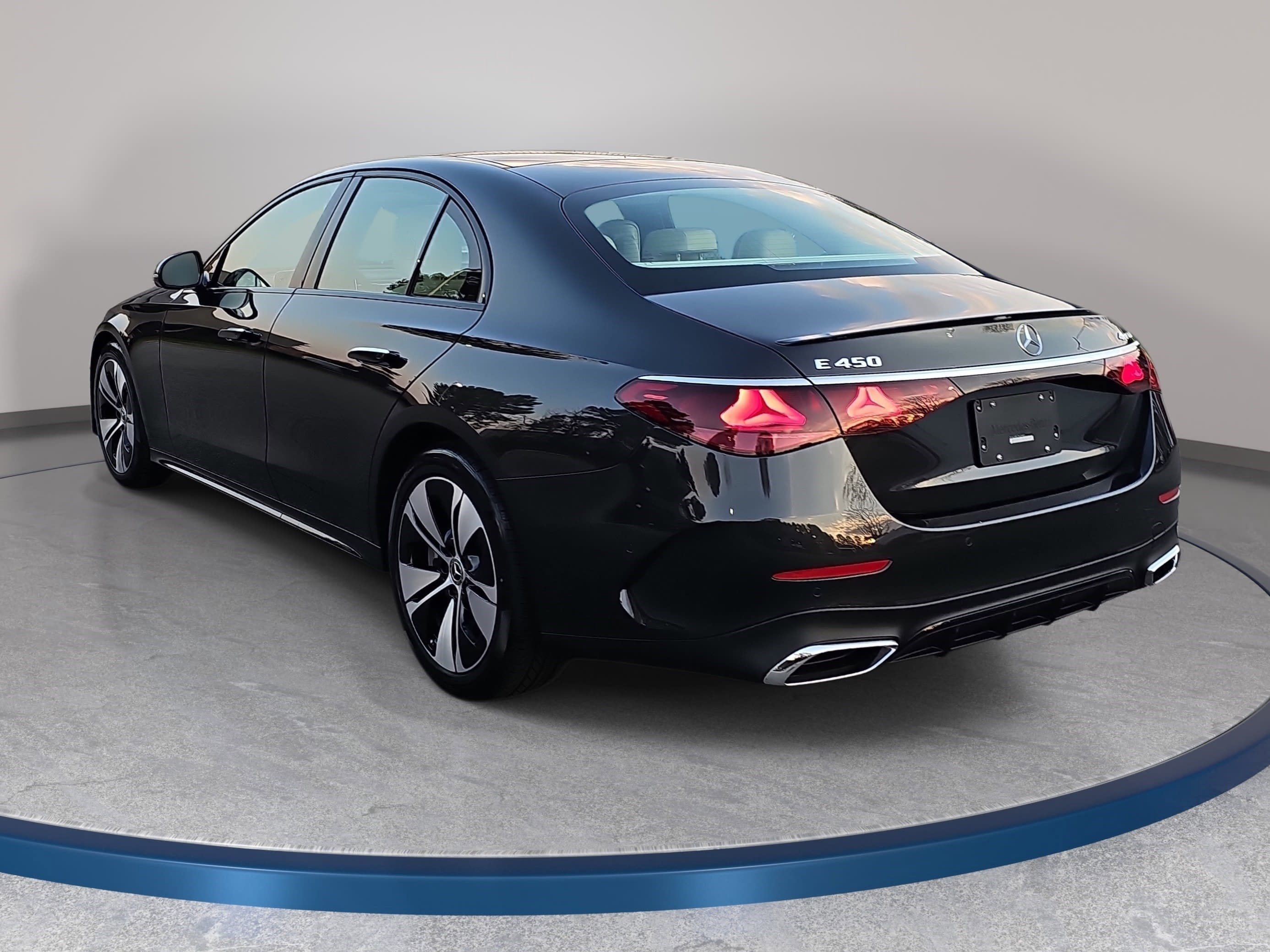 New 2026 Mercedes-Benz E 450 4MATIC Sedan image 7