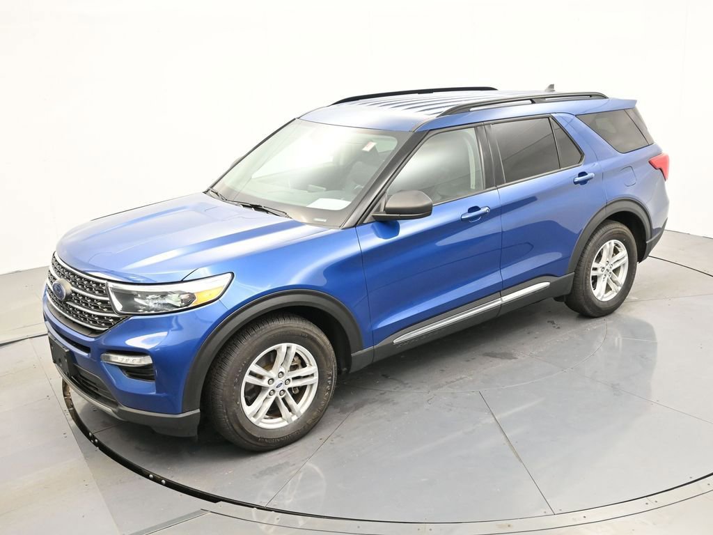 Used 2023 Ford Explorer XLT w/ Equipment Group 202A image 21