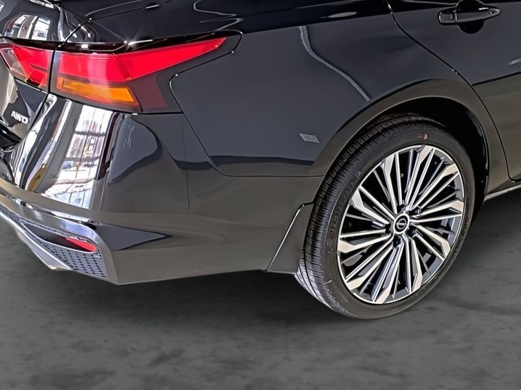 New 2026 Nissan Altima 2.5 SV AWD/4WD image 12