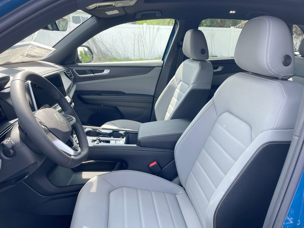 New 2025 Volkswagen Atlas Cross Sport SEL R-Line image 36