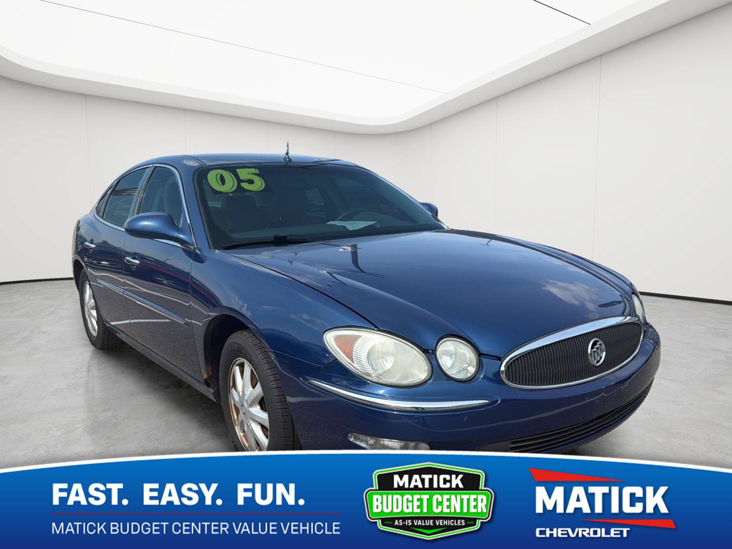 Used 2005 Buick LaCrosse CXL w/ Gold Convenience Package FWD video 1