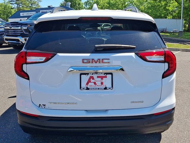 Used 2022 GMC Terrain SLE w/ Driver Convenience Package AWD/4WD image 5