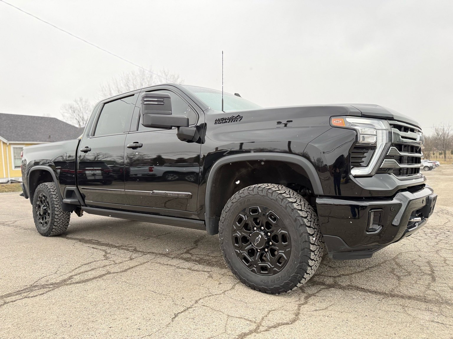 Used 2024 Chevrolet Silverado 2500 High Country w/ Midnight Edition image 13
