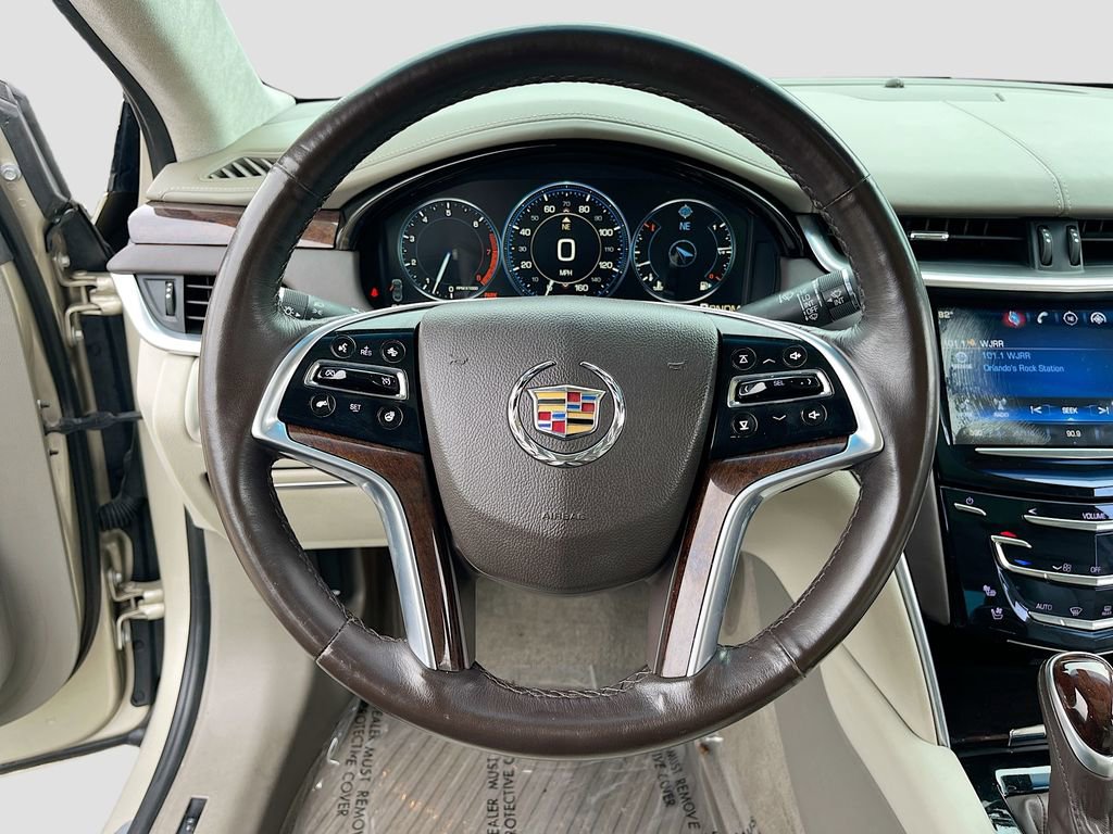 Used 2013 Cadillac XTS Platinum FWD image 11