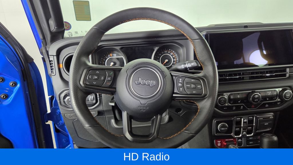 Used 2024 Jeep Gladiator Mojave w/ Technology Group image 15