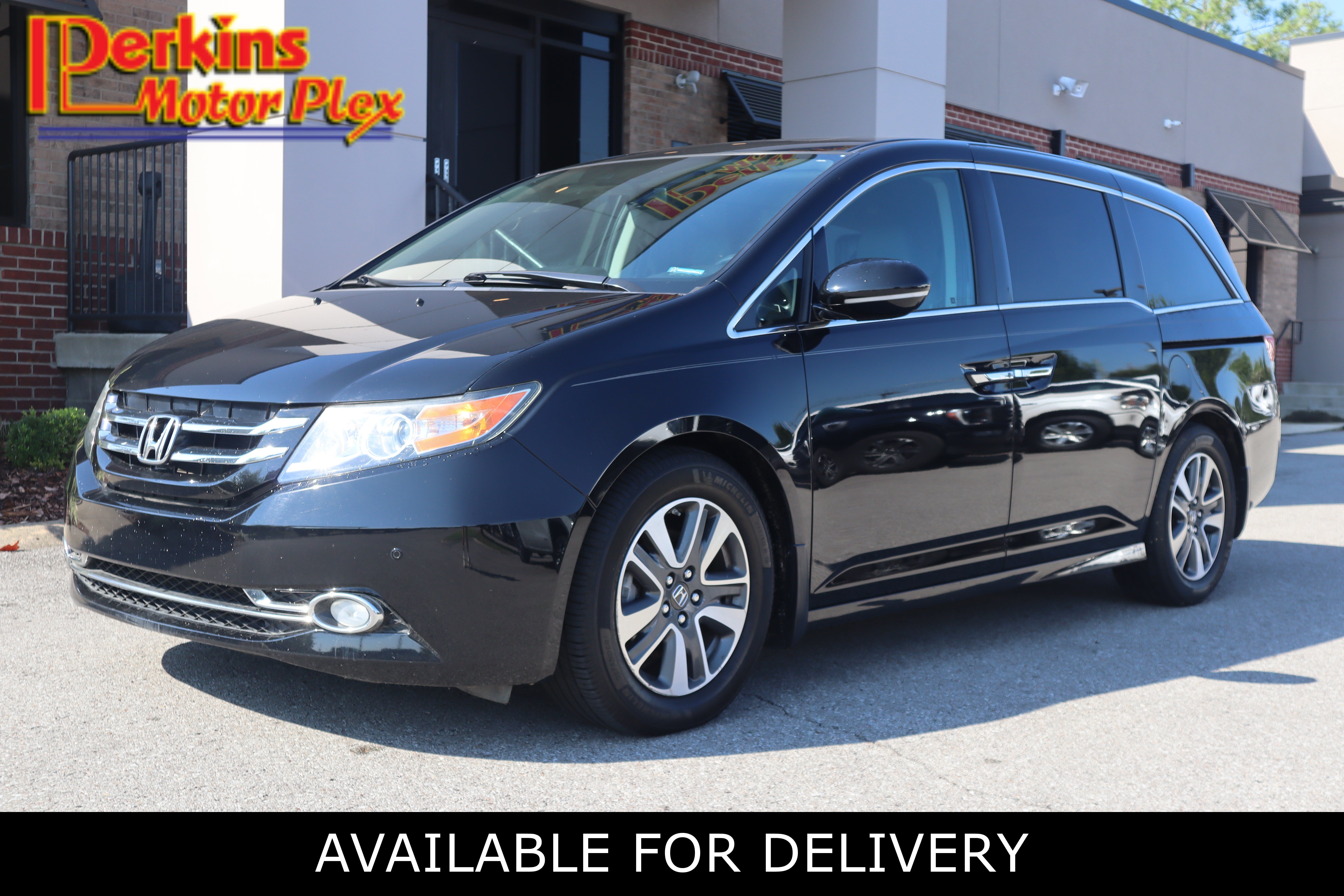 Used 2017 Honda Odyssey Touring Elite image 1