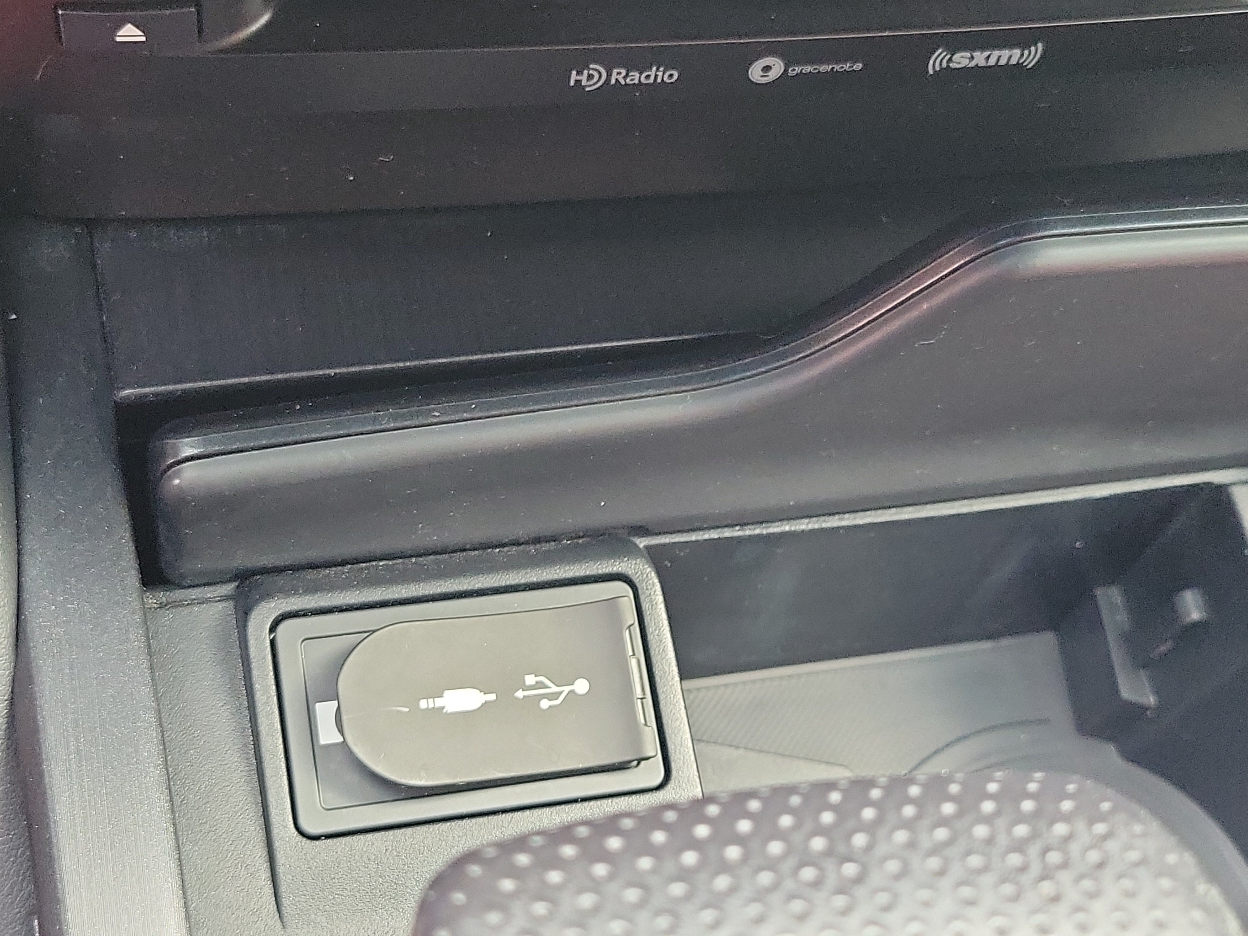 Used 2019 Lexus ES 350 F Sport w/ Accessory Package 2 FWD image 28