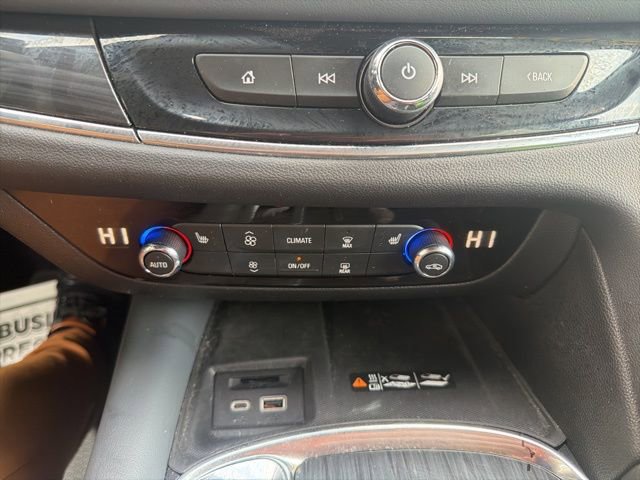 Certified 2023 Buick Enclave Essence FWD image 29