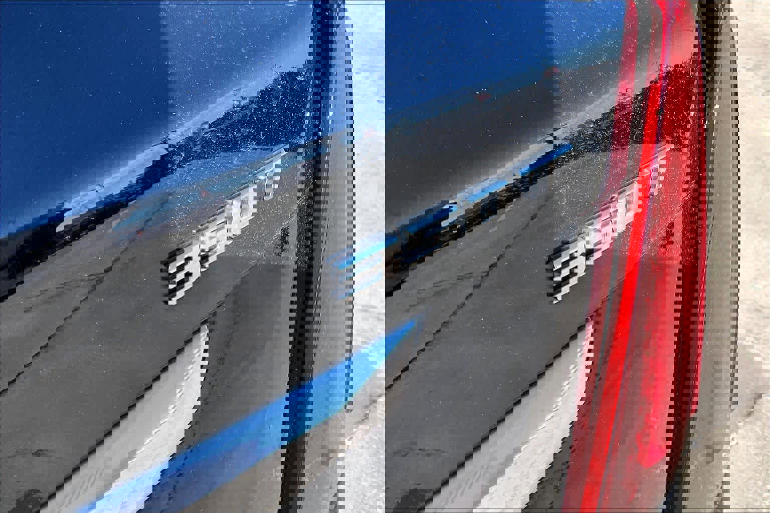 Used 2022 Cadillac XT5 Premium Luxury w/ LPO, Floor Liner Package image 9