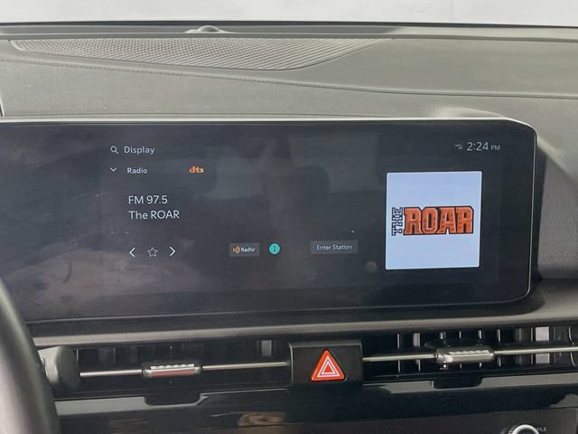Used 2026 Kia Sportage EX w/ EX Panorama Roof Package FWD image 16