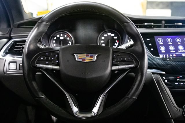 Used 2024 Cadillac XT6 Premium Luxury w/ Technology Package FWD image 20