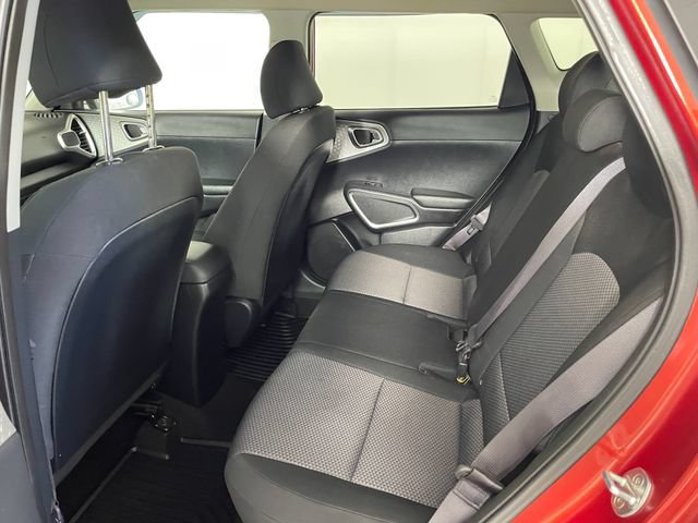 Used 2022 Kia Soul LX FWD image 16