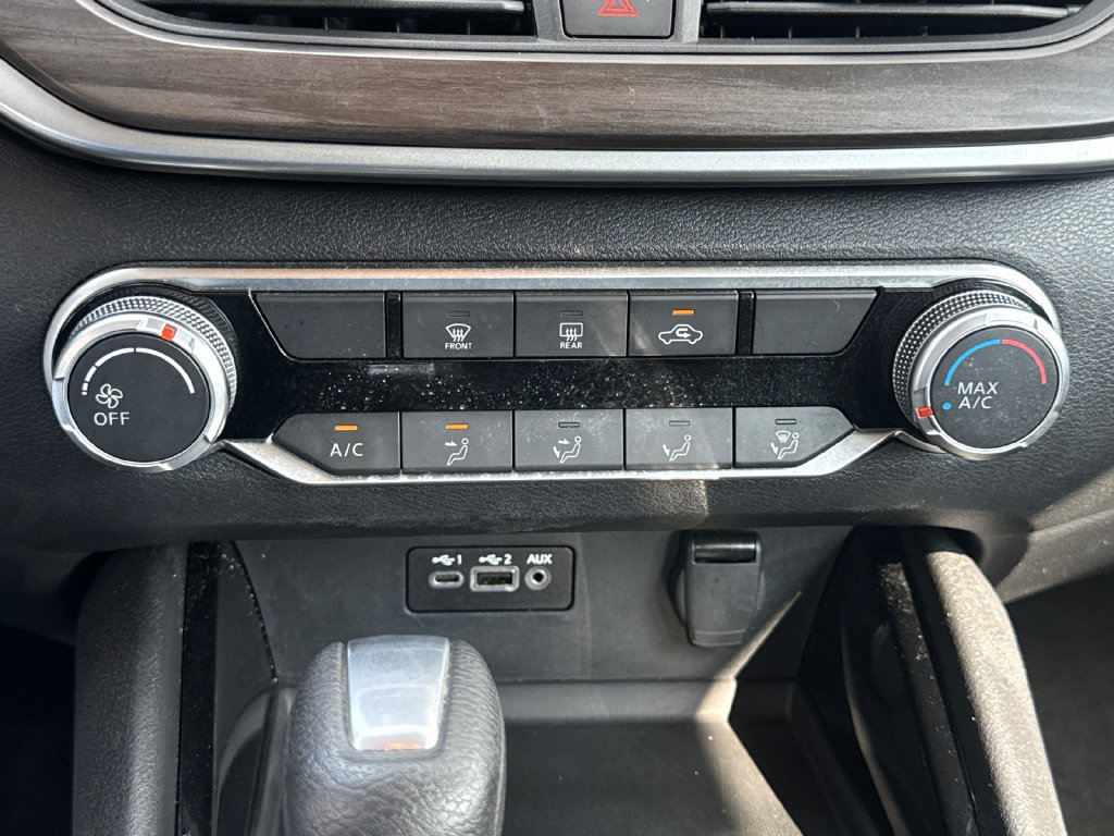 Used 2024 Nissan Altima 2.5 SV FWD image 24