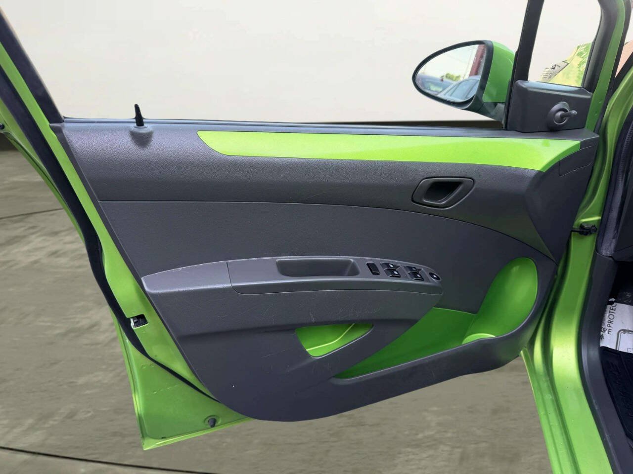 Used 2014 Chevrolet Spark LS FWD image 15