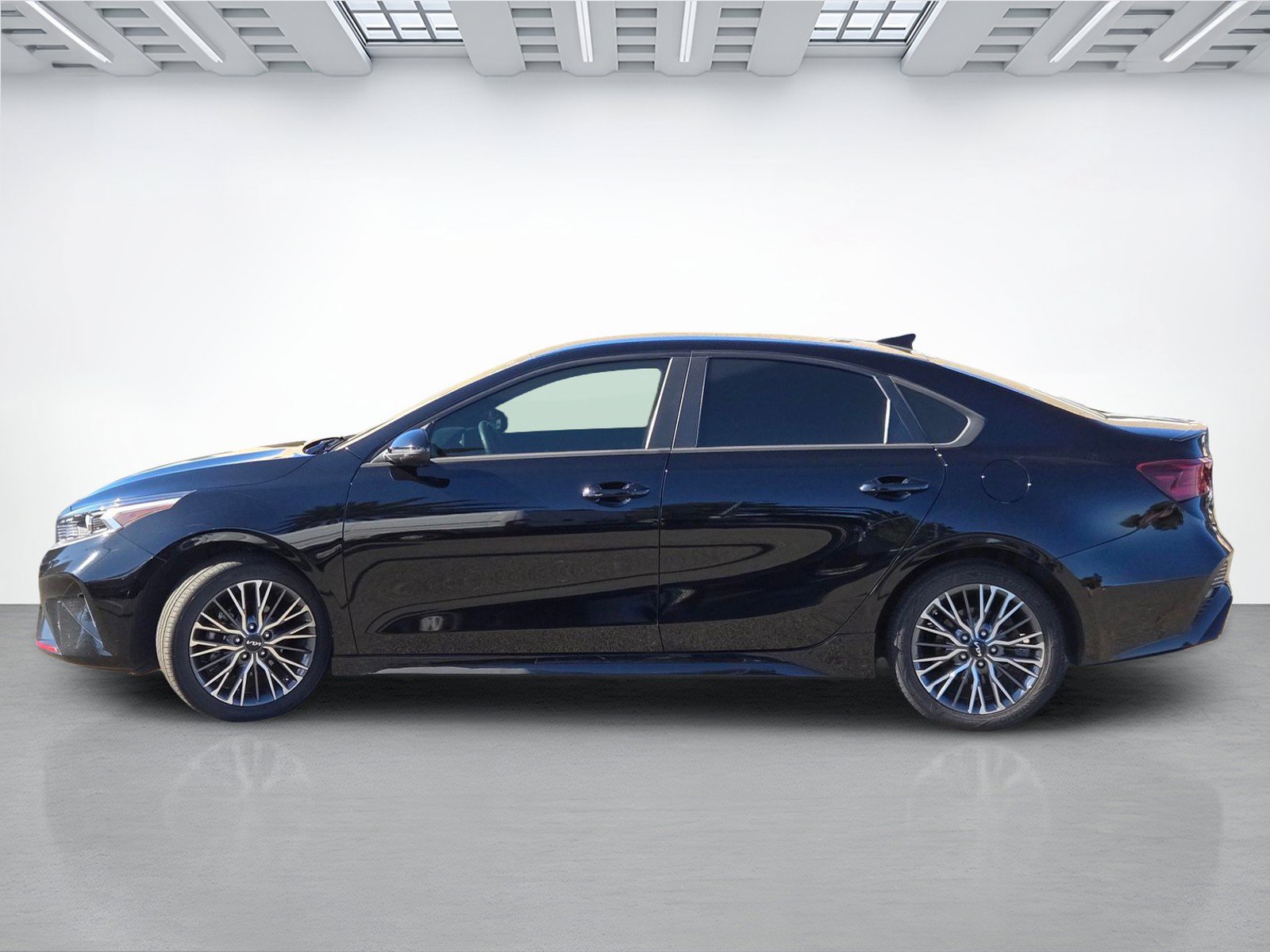 Used 2023 Kia Forte GT-Line w/ GT-Line Technology Package FWD image 7