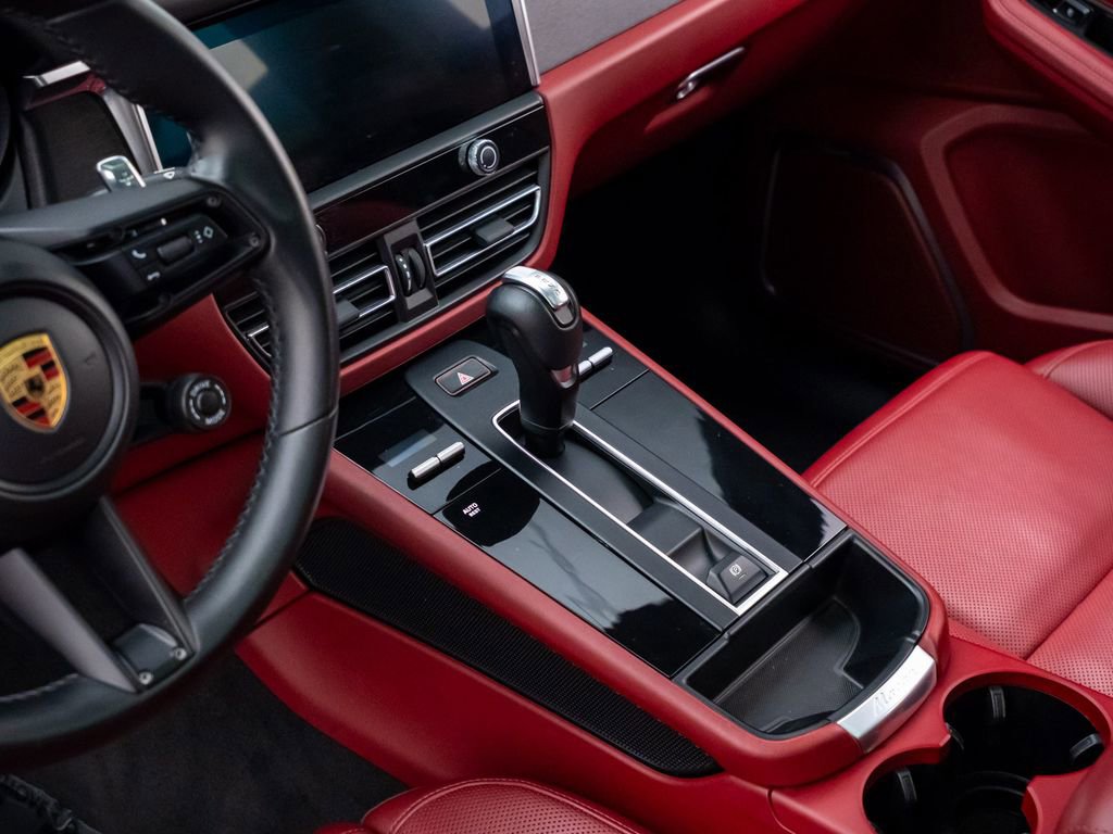Used 2023 Porsche Macan GTS AWD/4WD image 12
