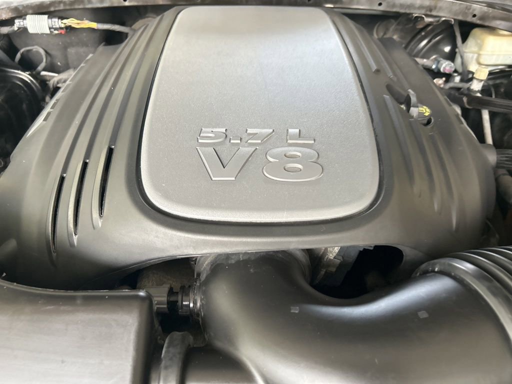 Certified 2015 Dodge Challenger R/T Plus image 13