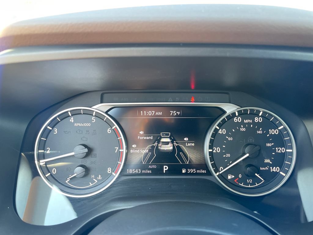 Used 2023 Nissan Rogue SV AWD/4WD image 17