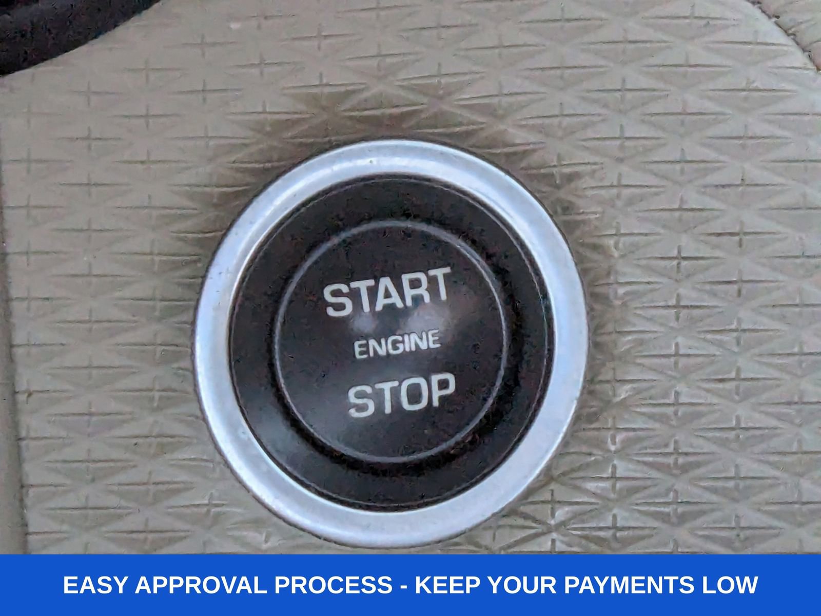 Used 2018 Land Rover Range Rover Velar R-Dynamic SE image 43