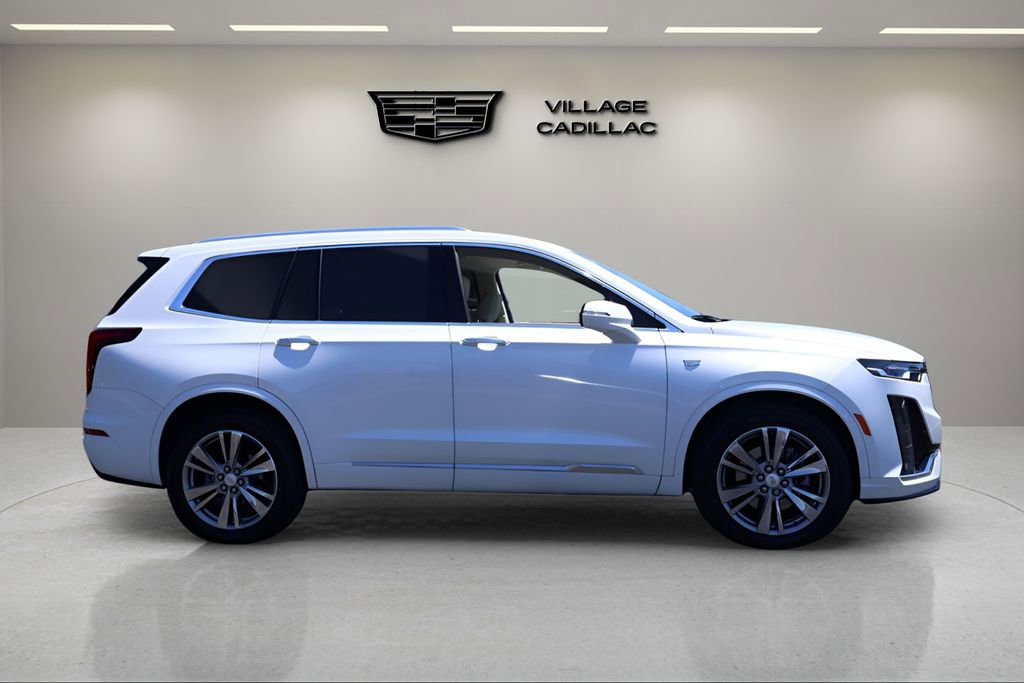 Used 2023 Cadillac XT6 Premium Luxury FWD image 6