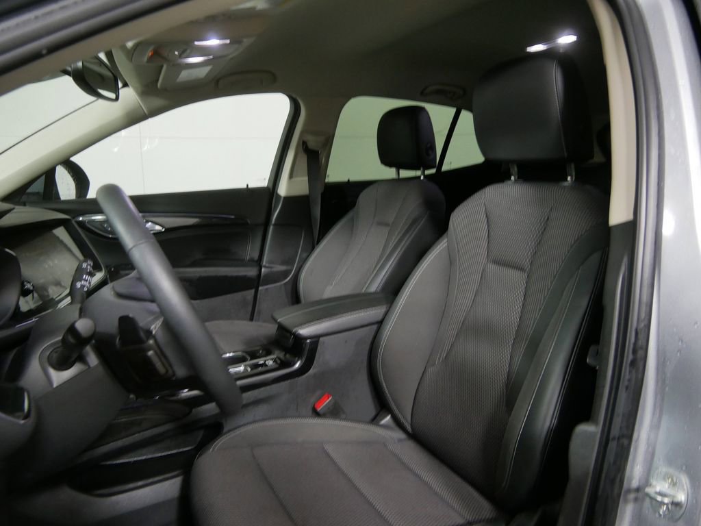 Used 2023 Buick Envision Preferred image 11