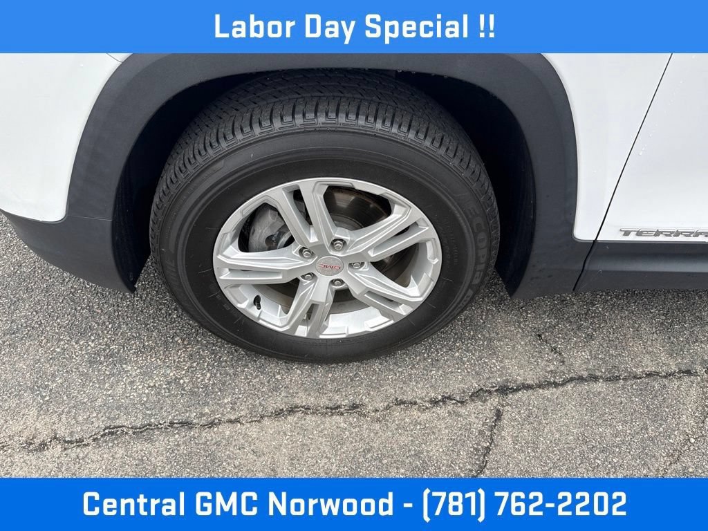 Certified 2020 GMC Terrain SLE w/ Driver Convenience Package AWD/4WD image 9