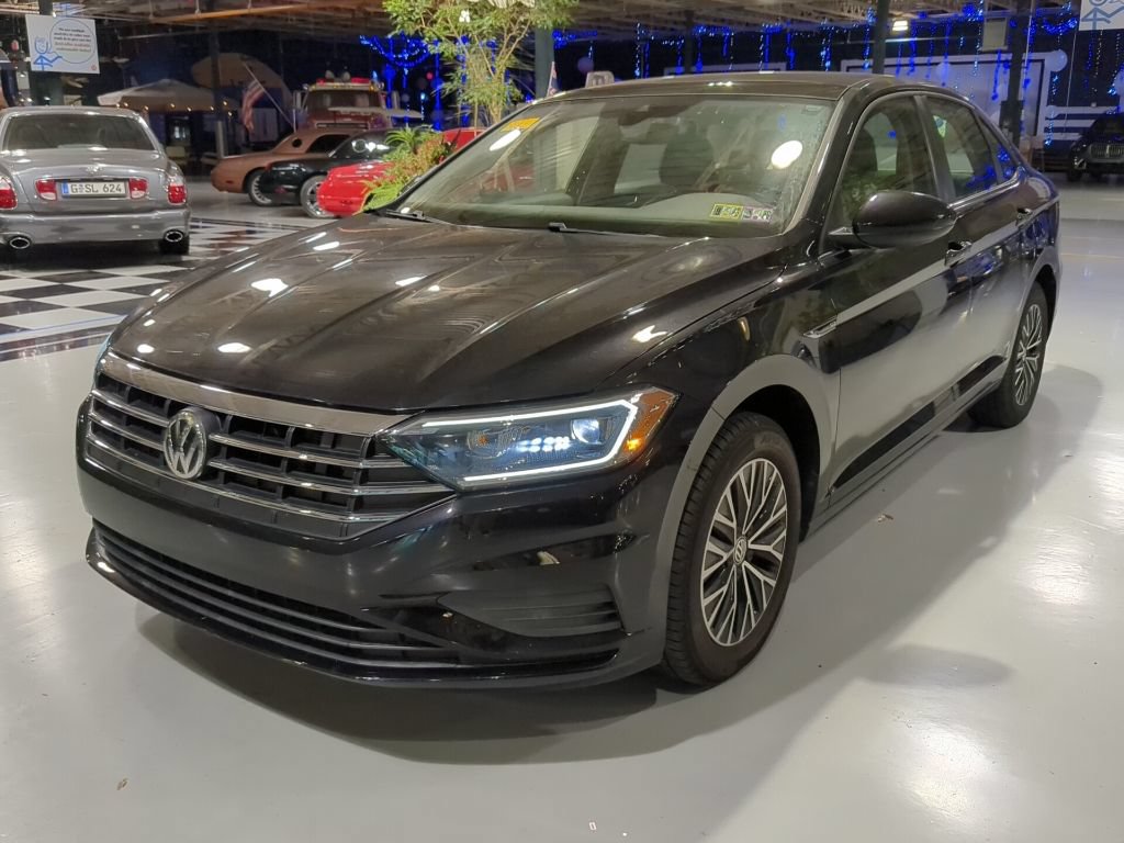Used 2019 Volkswagen Jetta SEL w/ Cold Weather Package
