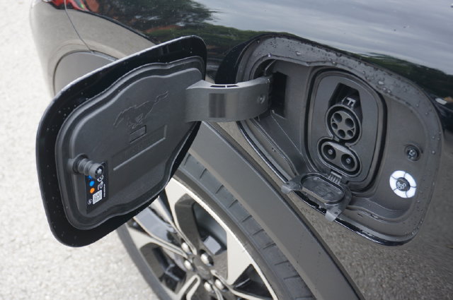New 2026 Ford Mustang Mach-E Select AWD/4WD image 17