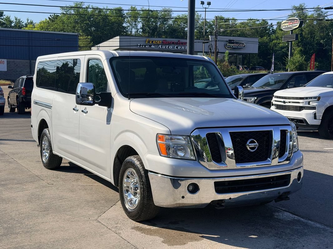 Used 2018 Nissan NV 3500 SL RWD image 8