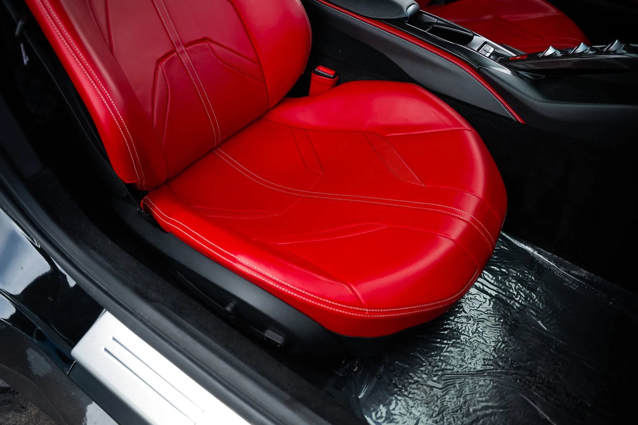 Used 2019 Ferrari 812 Superfast RWD image 20