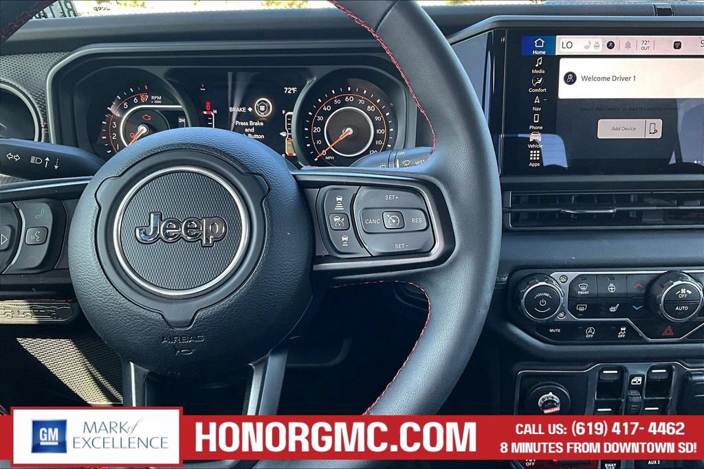 Used 2024 Jeep Gladiator Rubicon w/ Technology Group AWD/4WD image 13