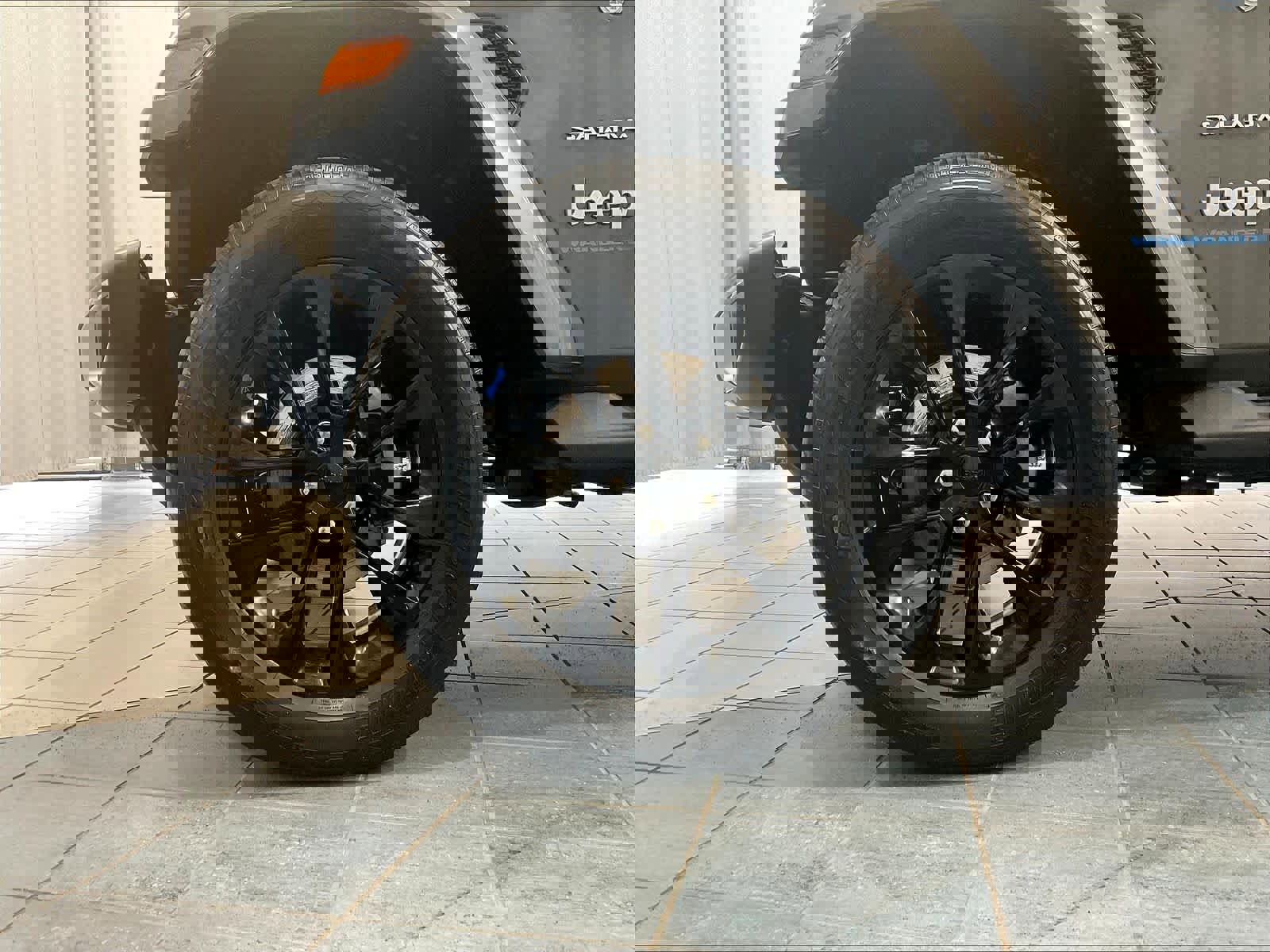 Used 2023 Jeep Wrangler Sahara w/ Cold Weather Group image 7