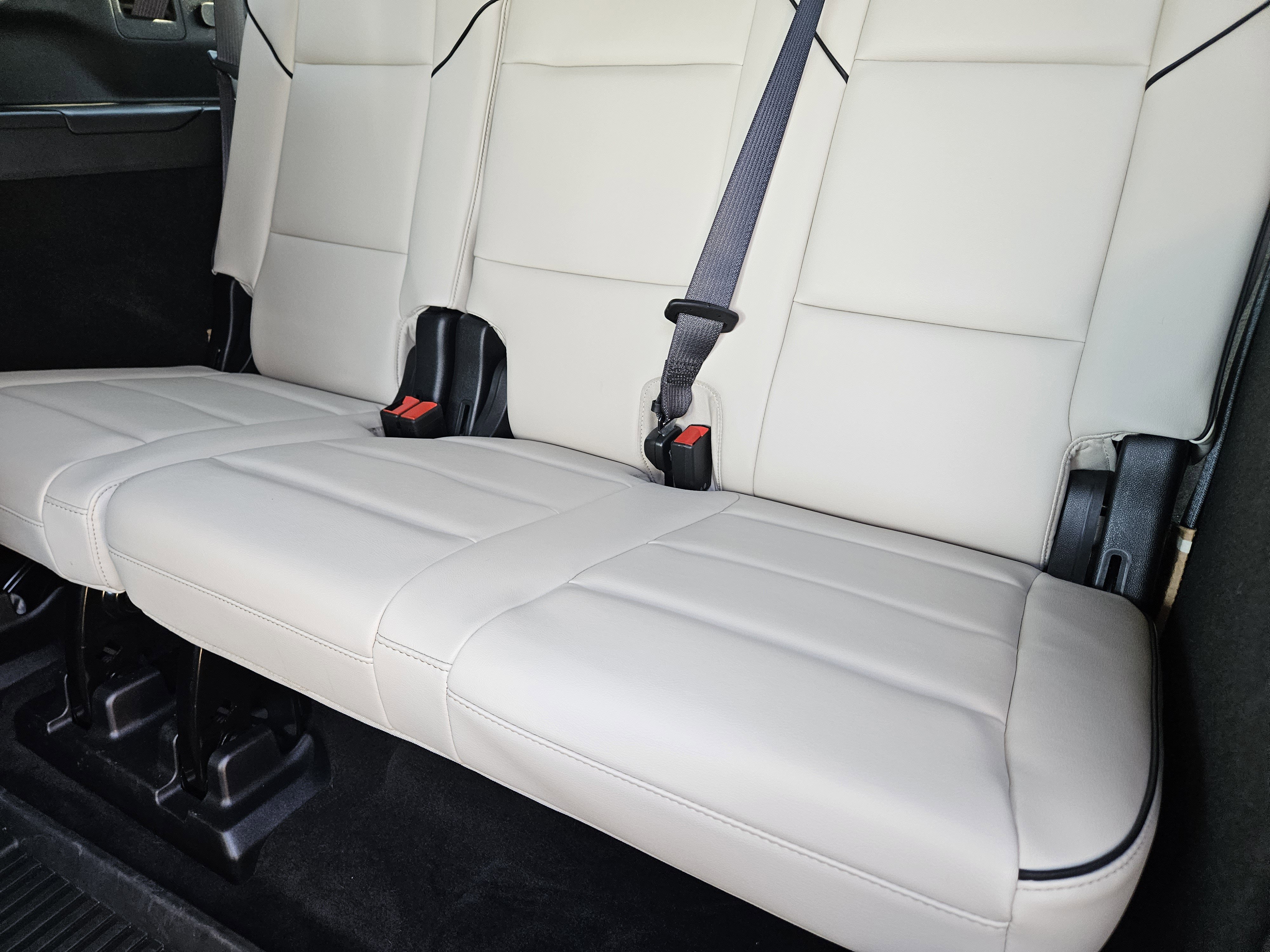 Used 2022 Cadillac Escalade ESV Sport image 31