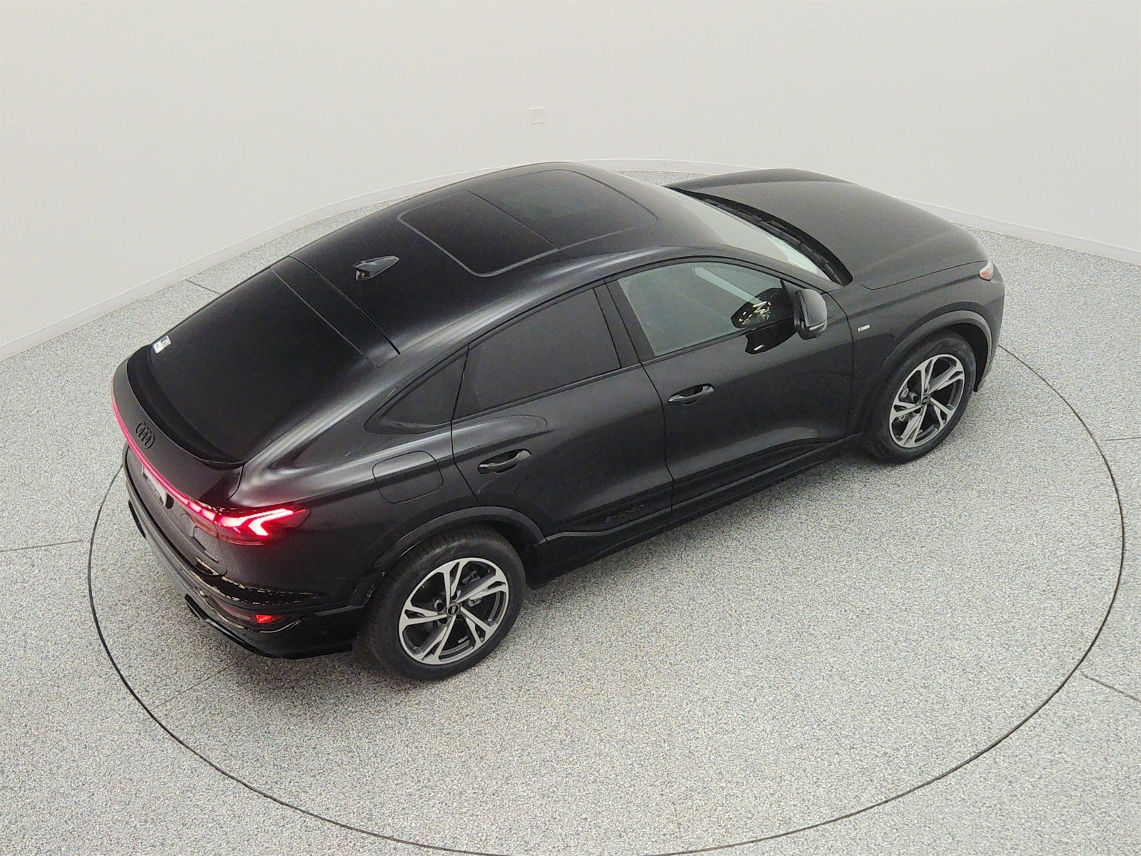 New 2027 Audi Q6 e-tron Prestige AWD/4WD image 19