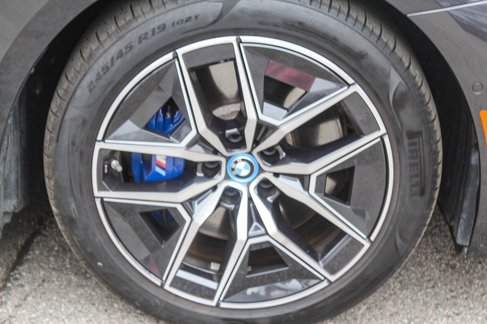 Used 2025 BMW i5 M60 image 10