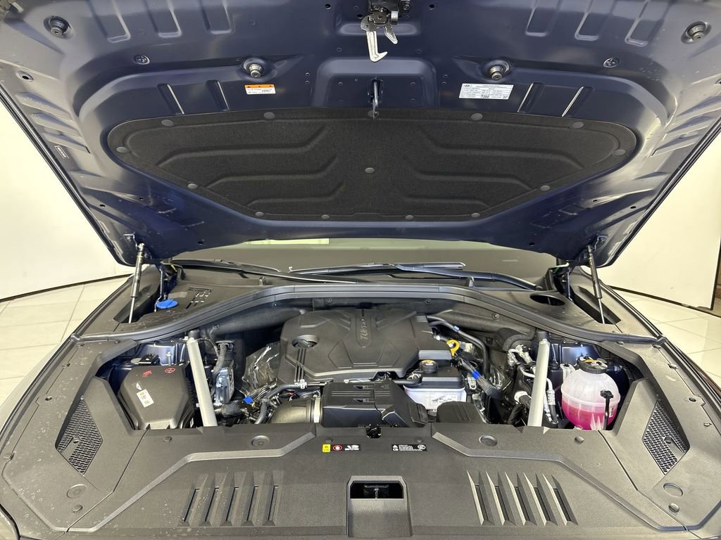 New 2026 Genesis GV70 2.5T Select AWD/4WD image 18