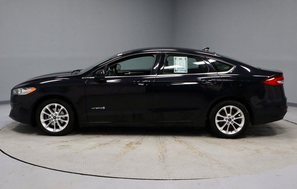 Certified 2019 Ford Fusion SE image 6