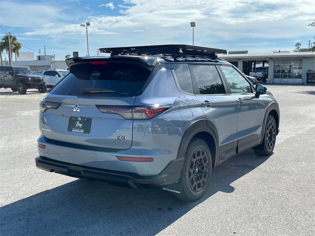 New 2025 Mitsubishi Outlander AWD image 5