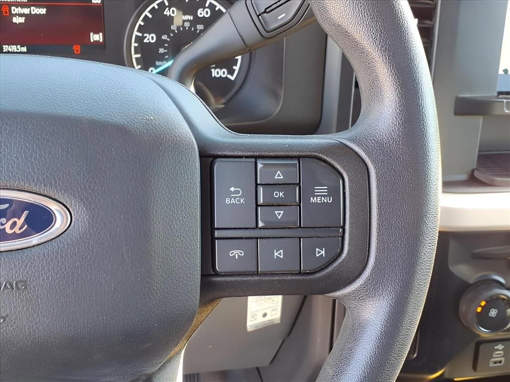 Used 2023 Ford F550 4x4 Regular Cab Super Duty image 11