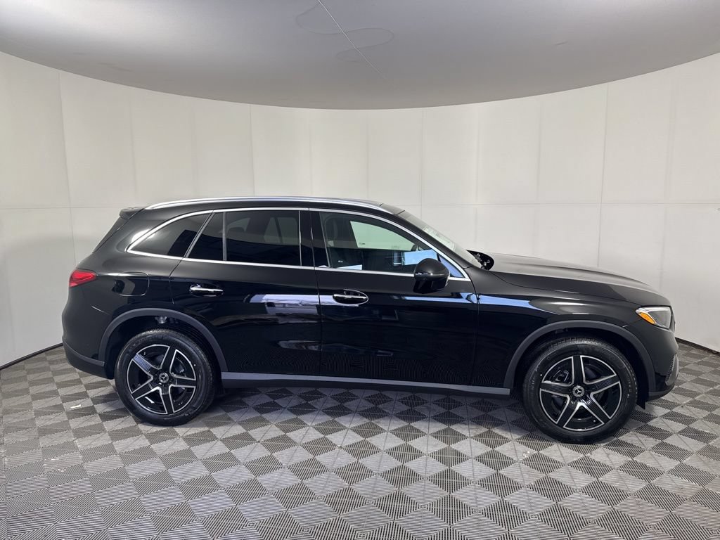 New 2026 Mercedes-Benz GLC 300 4MATIC image 6