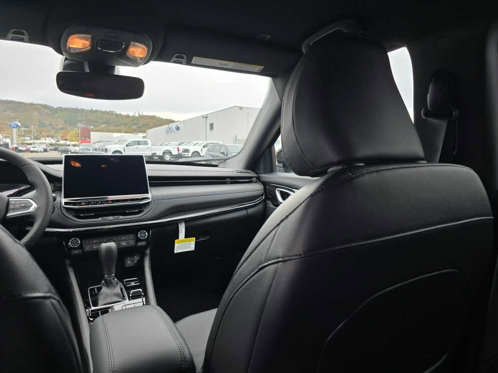 New 2026 Jeep Compass Latitude w/ Quick Order Package 29K image 14